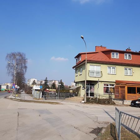 Roadway Hostel Kielce Kültér fotó