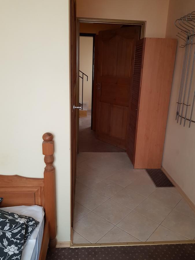 Roadway Hostel Kielce Kültér fotó