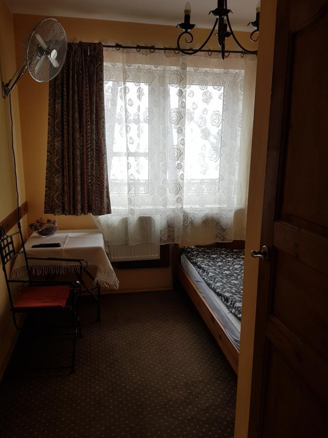 Roadway Hostel Kielce Kültér fotó
